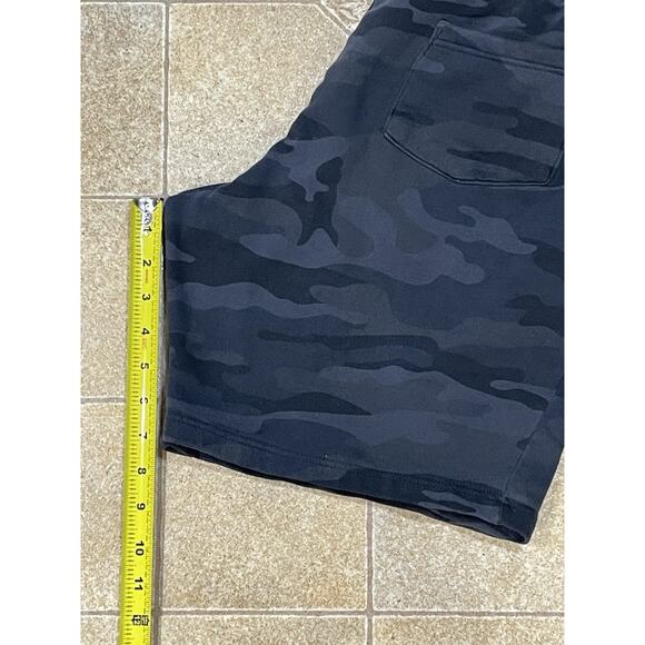 Independent Trading Co. BC Limited Men’s Size Large Black Camo Fleece Shorts - Picture 5 of 13